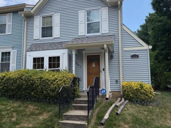 16301 Pewter Ln, Bowie, MD 20716