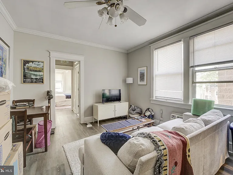 1820 Swann St NW #203 — Photo 3
