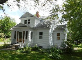 1526 Wilson St NE, Menomonie, WI 54751