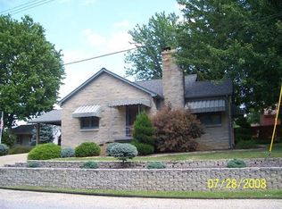 212 N Main St, West Salem, IL 62476