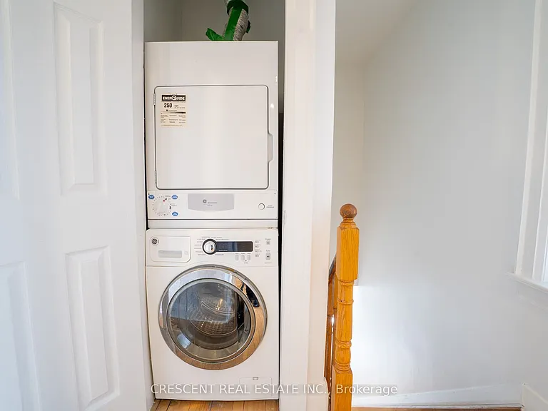 520 Prince Edward Dr N #MAIN — Photo 15