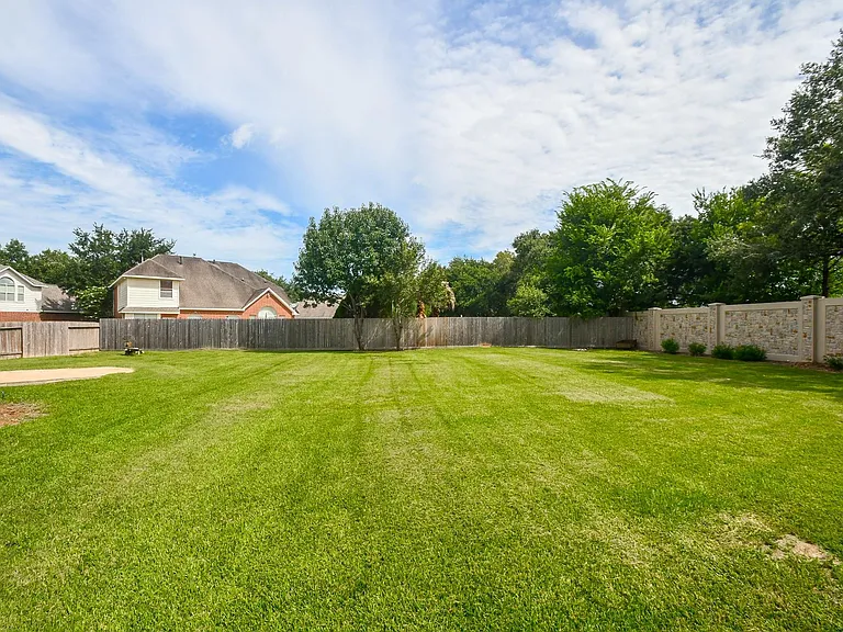 5523 Poundstone Ct — Photo 36