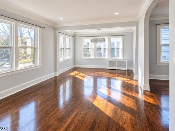 261 Parker Ave