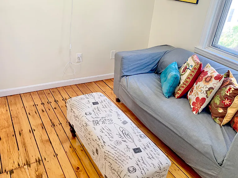 57 Preston St — Photo 11