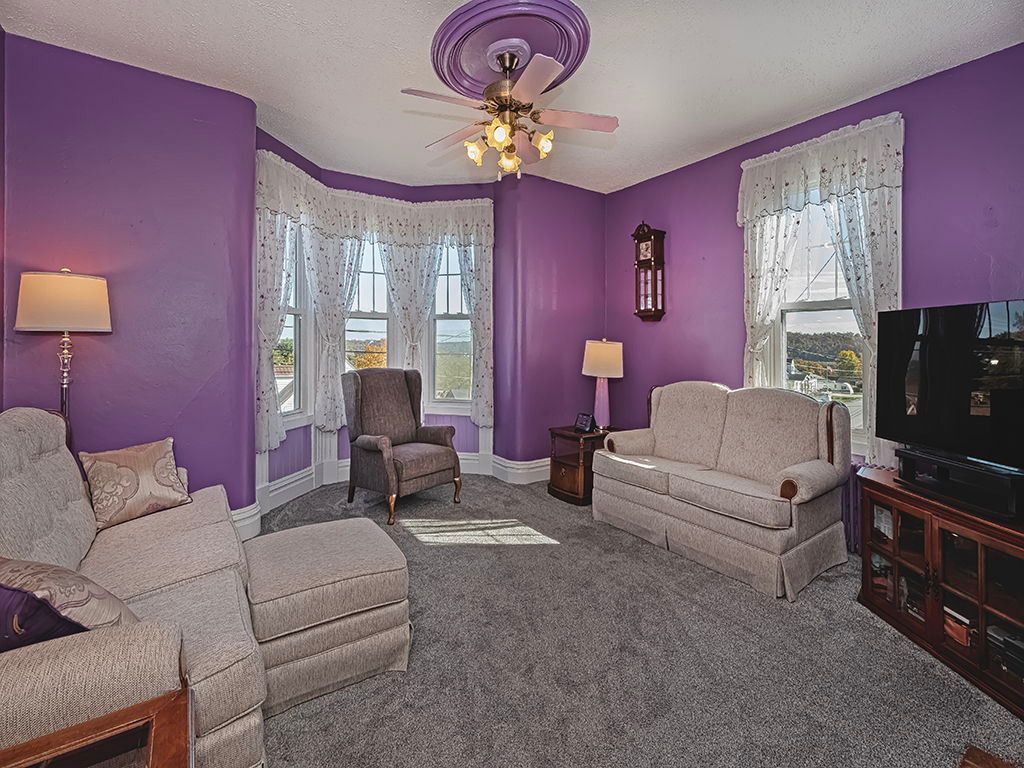 next background image