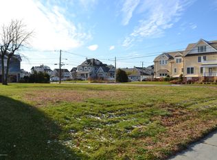 41 Sylvania Ave, Avon By The Sea, NJ 07717