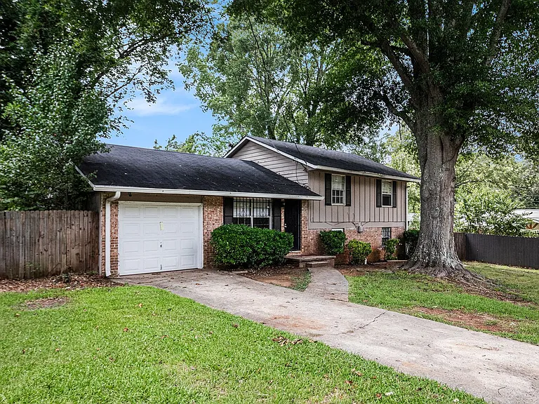 8753 E Bourne Dr — Photo 1