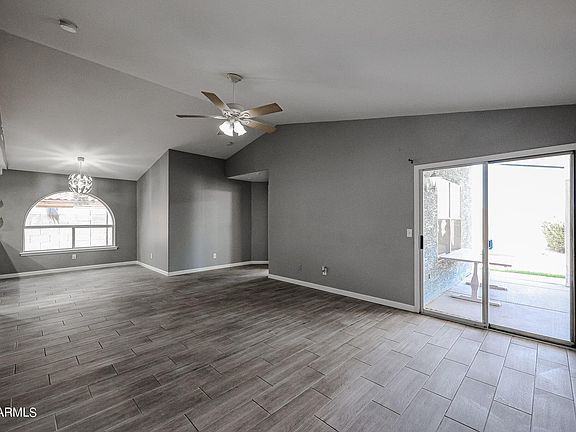4th image of 4114 E Alder Avenue