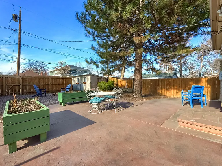 3039 S Bannock St — Photo 35