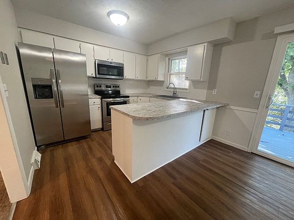 5th image of 3503 Daniell Cir