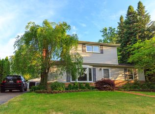 34855 Bridgeman St, Farmington Hills, MI