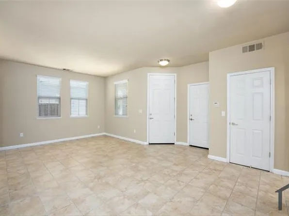 241 Picasso Cir, Sacramento, CA 95835