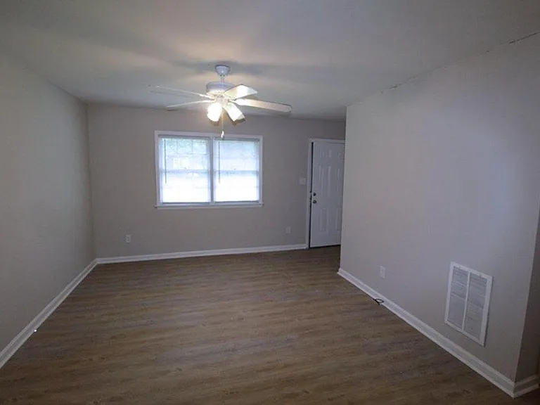 106 Foxberry Cir #B — Photo 10