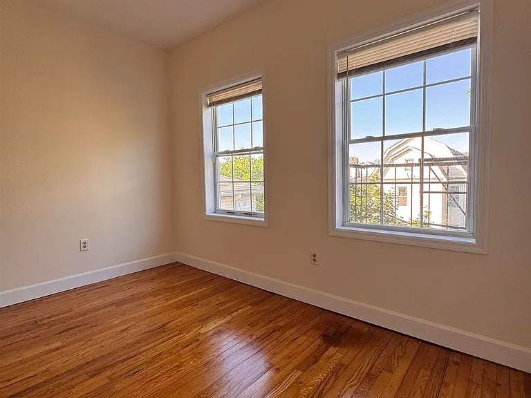 226 Linden Ave #3L — Photo 23