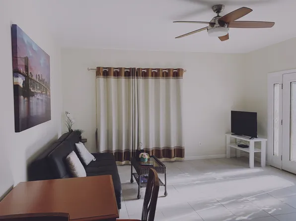 816 18th Ave, Honolulu, HI 96816
