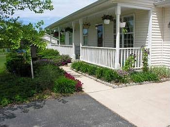 2nd image of 6795 Fawn Dr NE