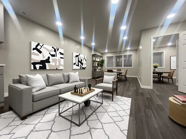 825 Ashford Street image 2 of 11