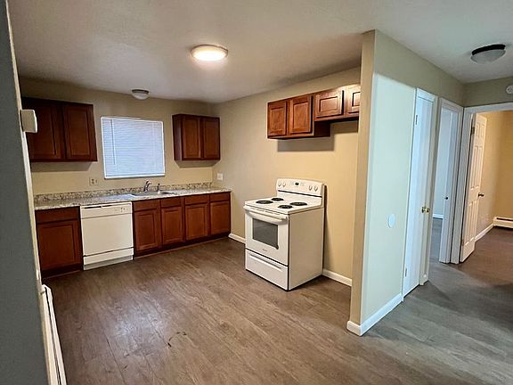 5th image of 2679 Montana Ave #4