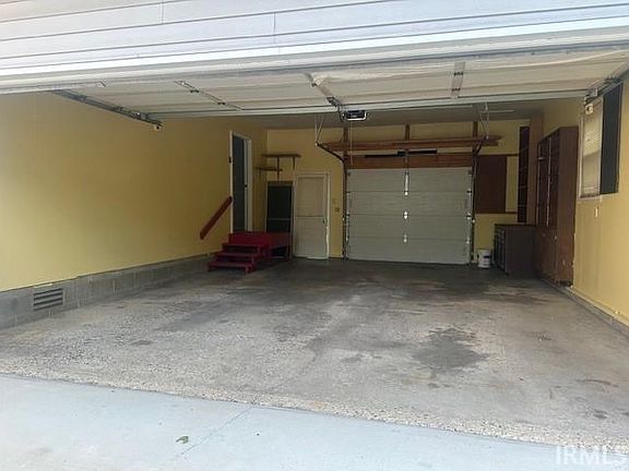 4th image of 624 Owen St