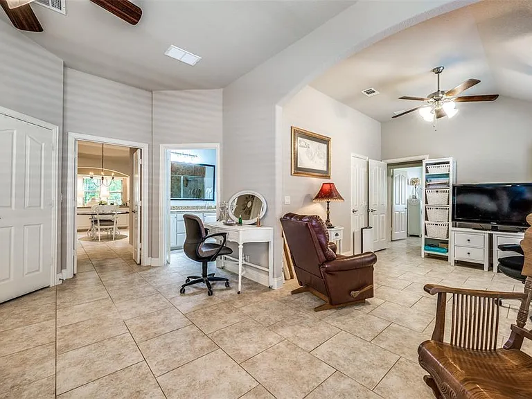 928 Lighthouse Ln — Photo 14