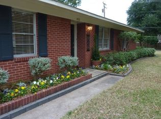 402 Sandefur Dr, Shreveport, LA 71105