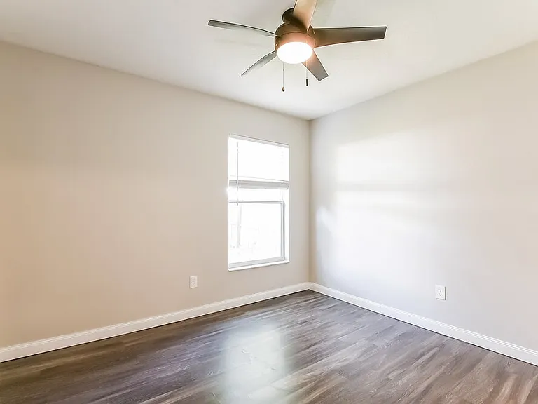 4166 Shadow Creek Cir — Photo 11