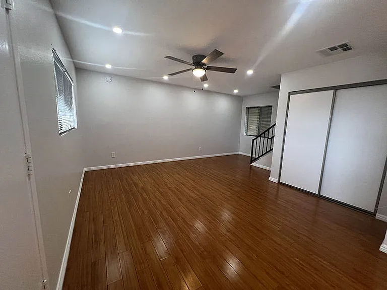 Acre Heights Apartments — Photo 22