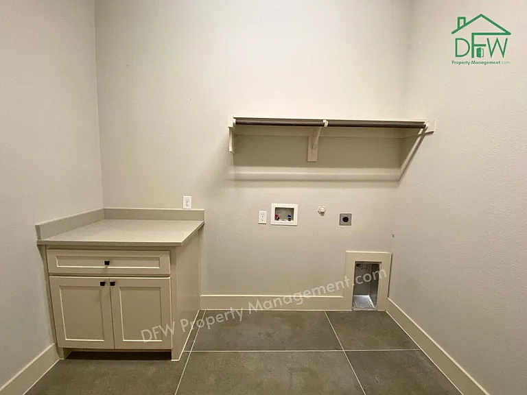2151 Lassen Dr — Photo 27