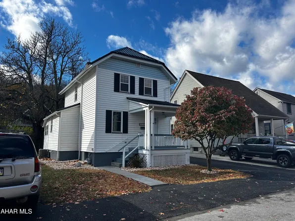 893 Millville Rd, Altoona, PA 16601