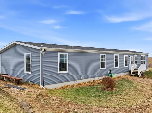 2248 250th St, New Liberty, IA 52765