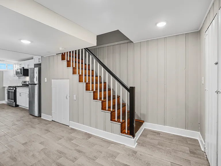 4100 Erdman Ave #1 — Photo 17
