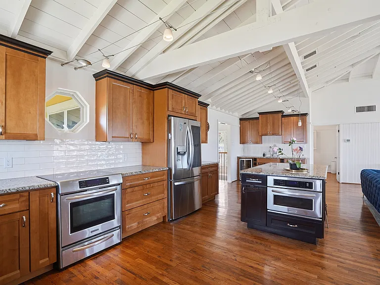 13280 Beach Club Rd — Photo 23