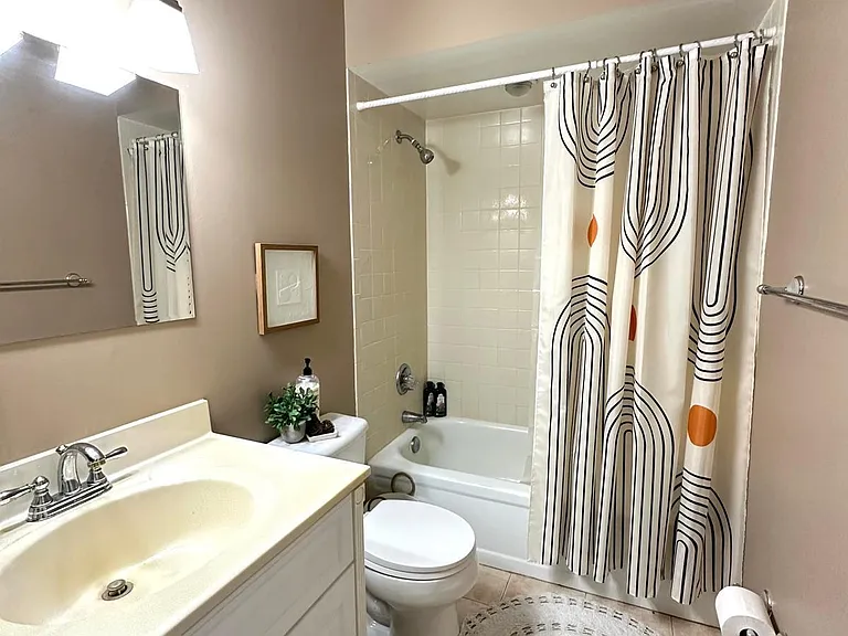 13509 S Indian River Dr #406 — Photo 11