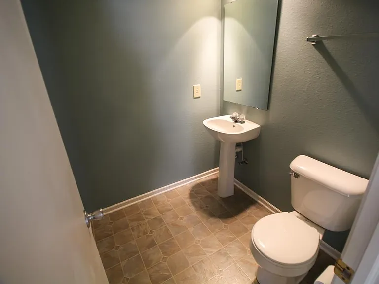 2605 Speedwell Ln — Photo 5