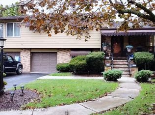 215 Lake Scranton Rd, Scranton, PA 18505