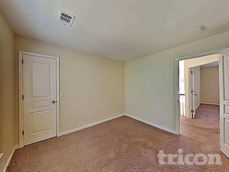 1267 Buckingham Cir — Photo 16
