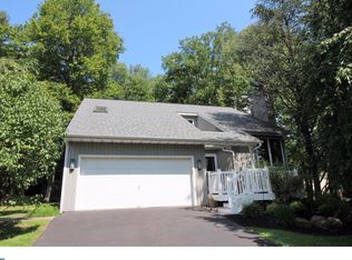 19 Stone Edge Rd, Sellersville, PA 18960