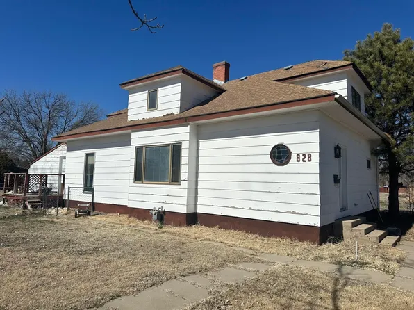 828 E 5th St, Kinsley, KS 67547