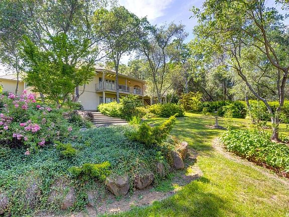 4th image of 1940 Vista Del Lago