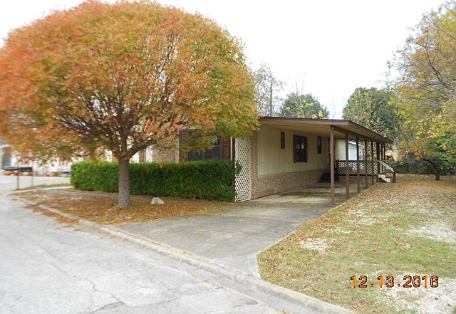 1st image of 109 Scarlet Dr