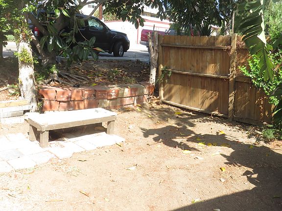 5th image of 909 29th St