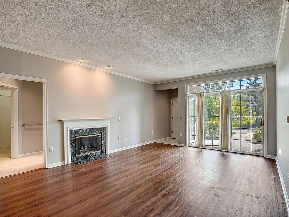 Hampden Pines Condominiums Pewaukee, WI Zillow