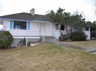 319 W 27th Ave, Kennewick, WA