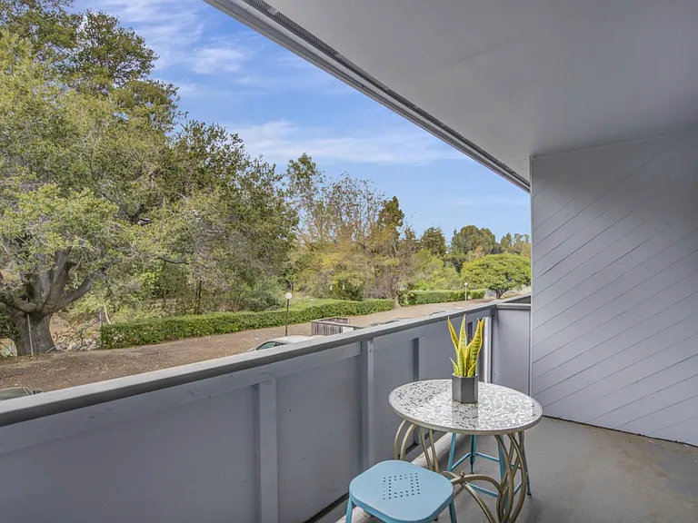 650 Alamo Ct #6 — Photo 9