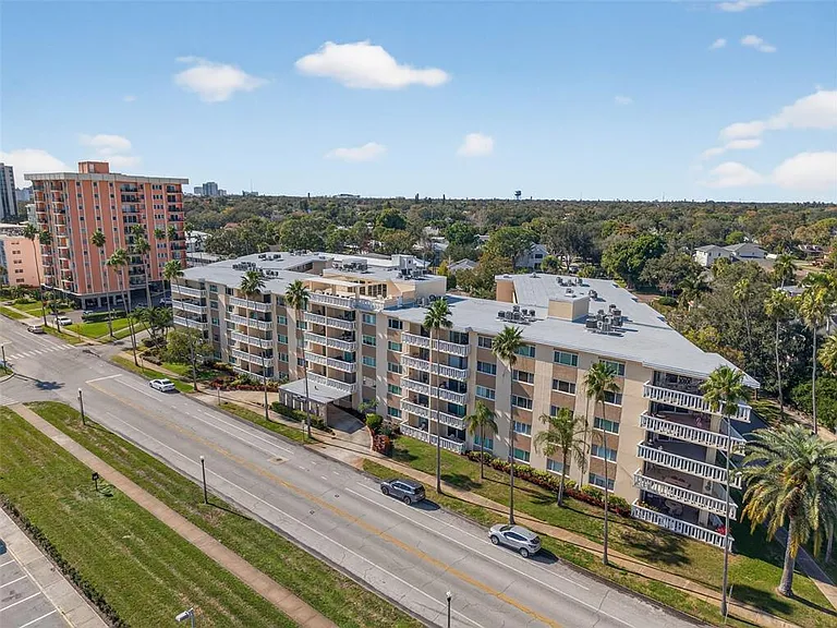 1200 N Shore Dr NE #201 — Photo 52