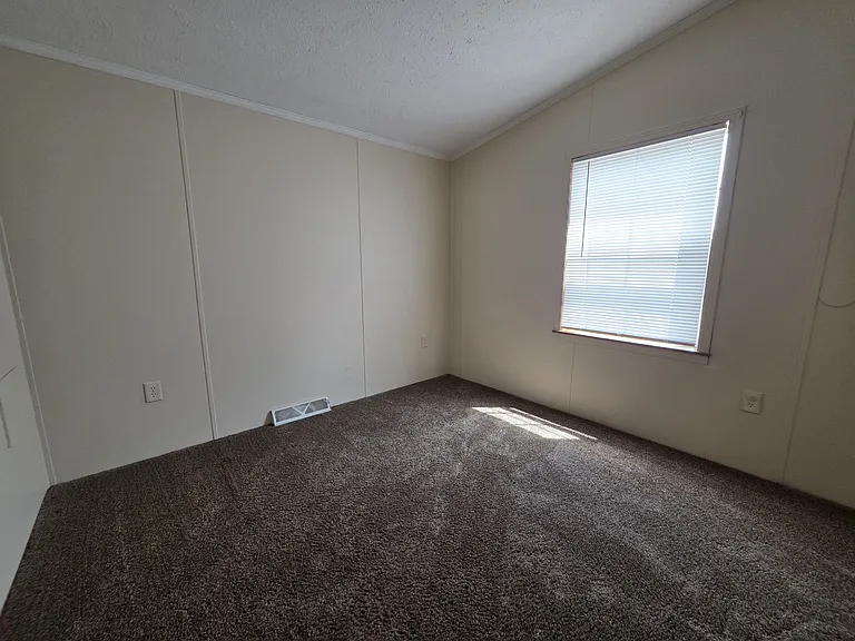 Pineview Estates — Photo 11