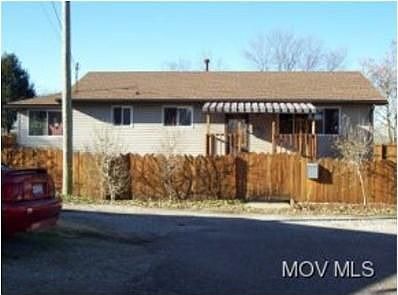 1st image of 1710 Gene St