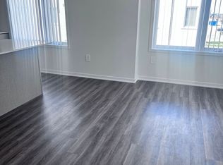 141 Honeycrisp Cres #199, Vaughan, ON L4K 0N7