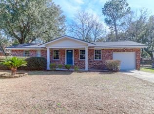 1477 Village Rd, Charleston, SC 29407