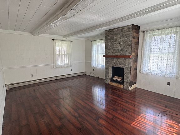 2nd image of 162 Lesh Rd